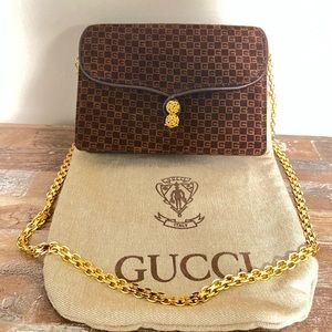 Authentic Rare Vintage Gucci Chain Clutch